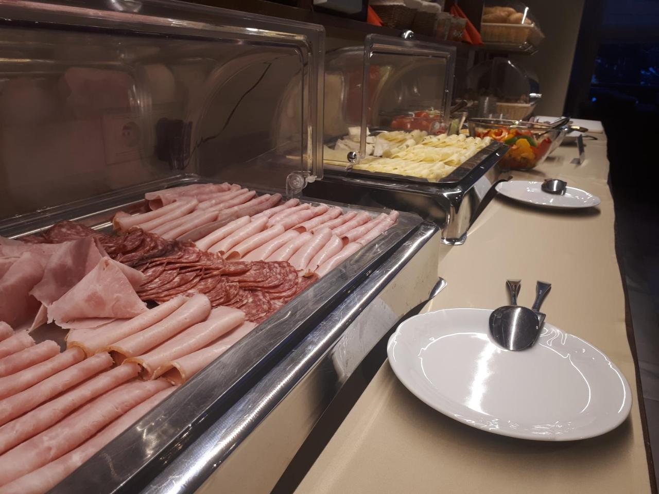 Hotel Polianka ケルパチョボ エクステリア 写真